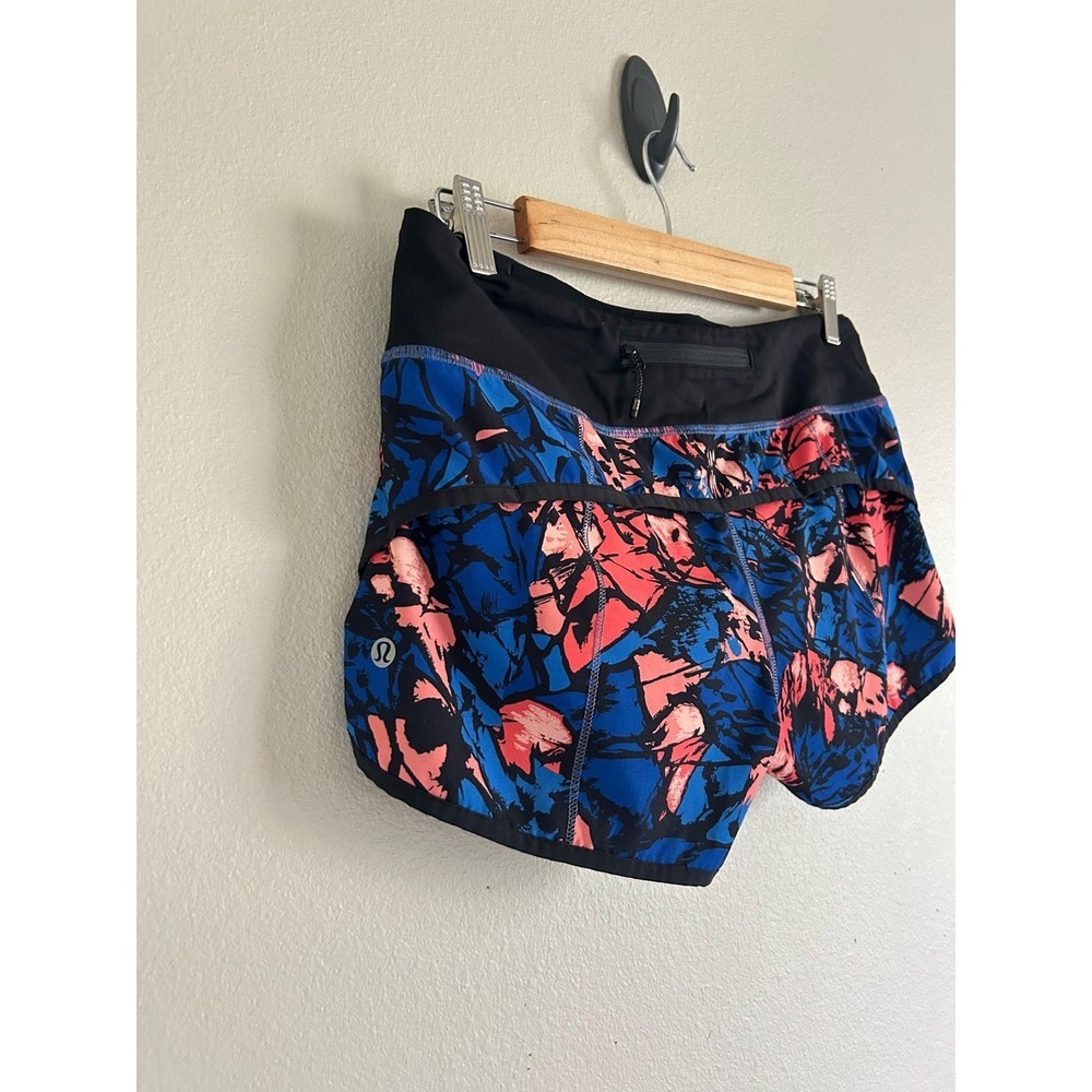 Lululemon Speed Up Low-Rise Lined Shorts 2.5" Sz 6.   E8